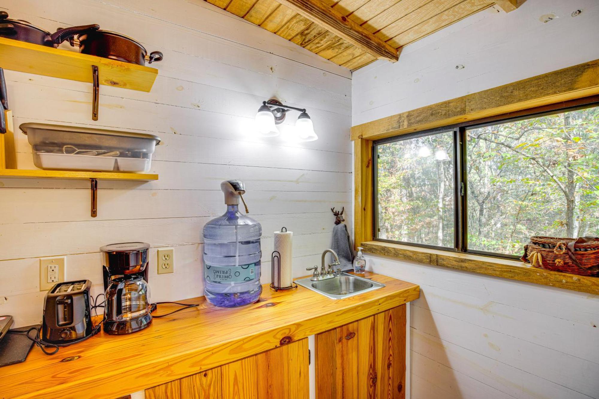 Secluded Tallassee Cabin With Fire Pit And Porch! מראה חיצוני תמונה