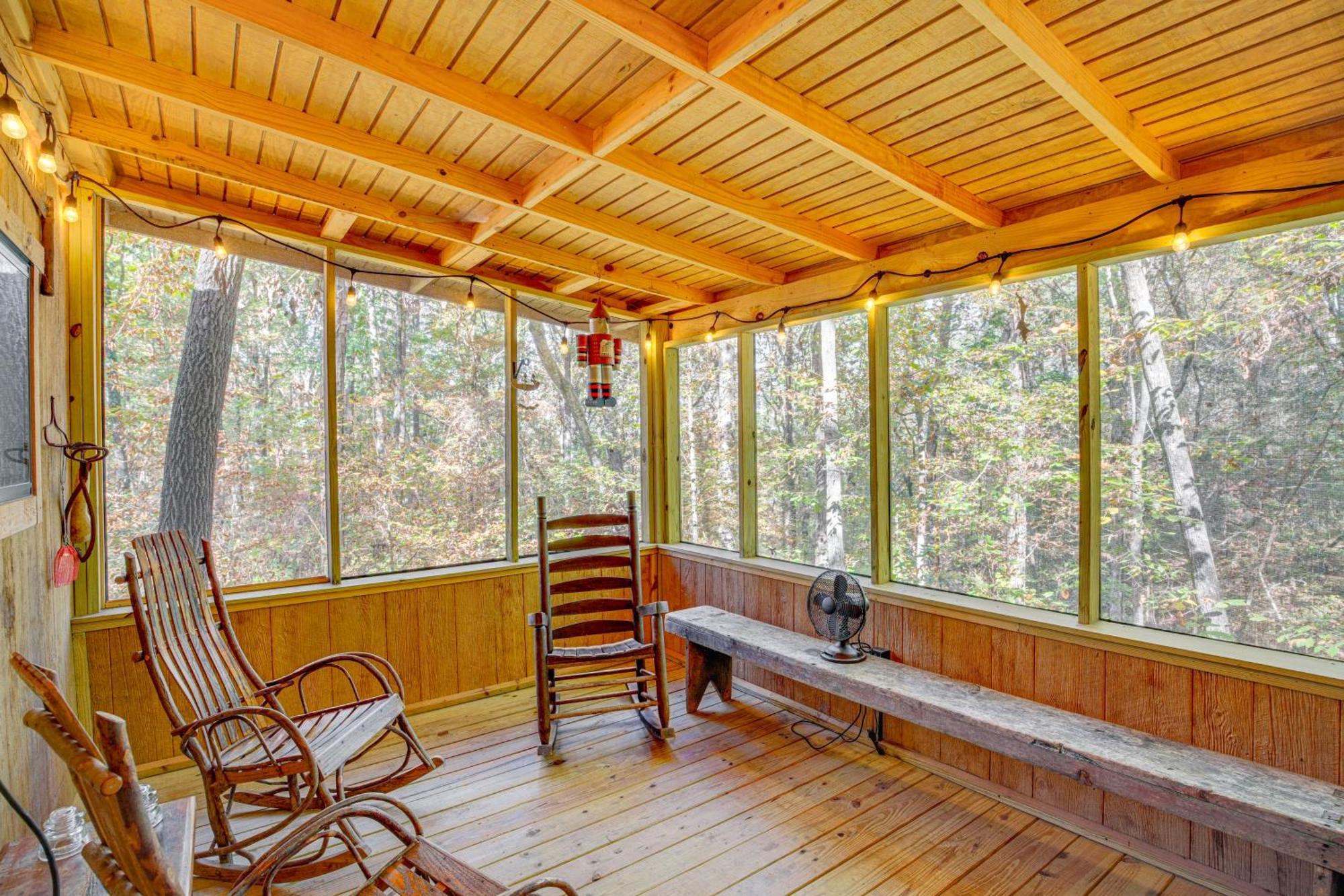 Secluded Tallassee Cabin With Fire Pit And Porch! מראה חיצוני תמונה