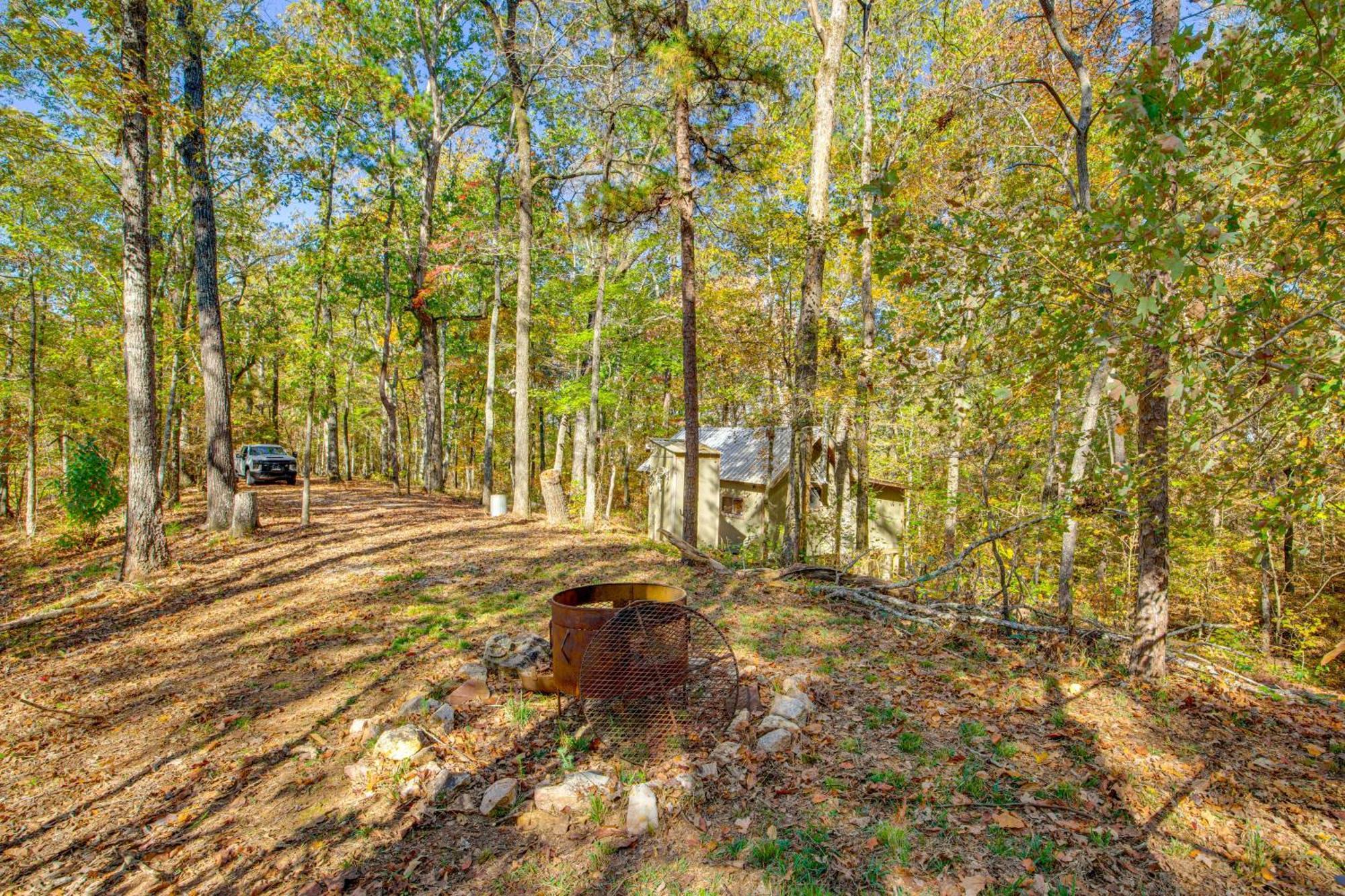 Secluded Tallassee Cabin With Fire Pit And Porch! מראה חיצוני תמונה